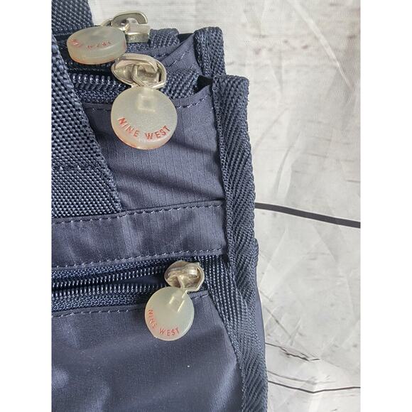 nine west double handle nylon material purse shoulder - Picture 3 of 14